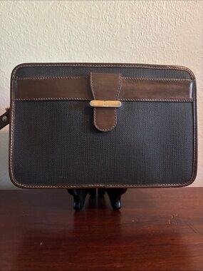 Dunhill Vintage Wristlet Clutch/Toiletry Bag-3 Compartments-EUC